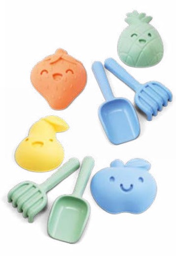 Set vormpjes, hark en schep pastel 1387